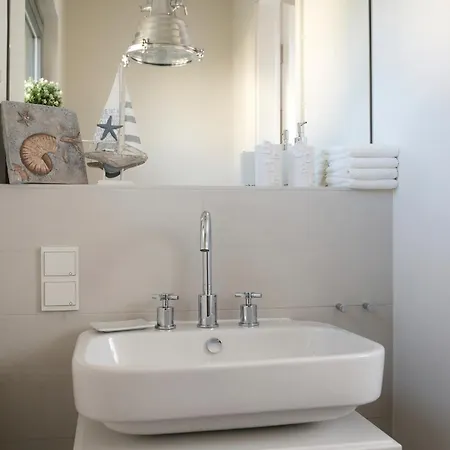 Ostsee - Reetdachhaus Nr 42 